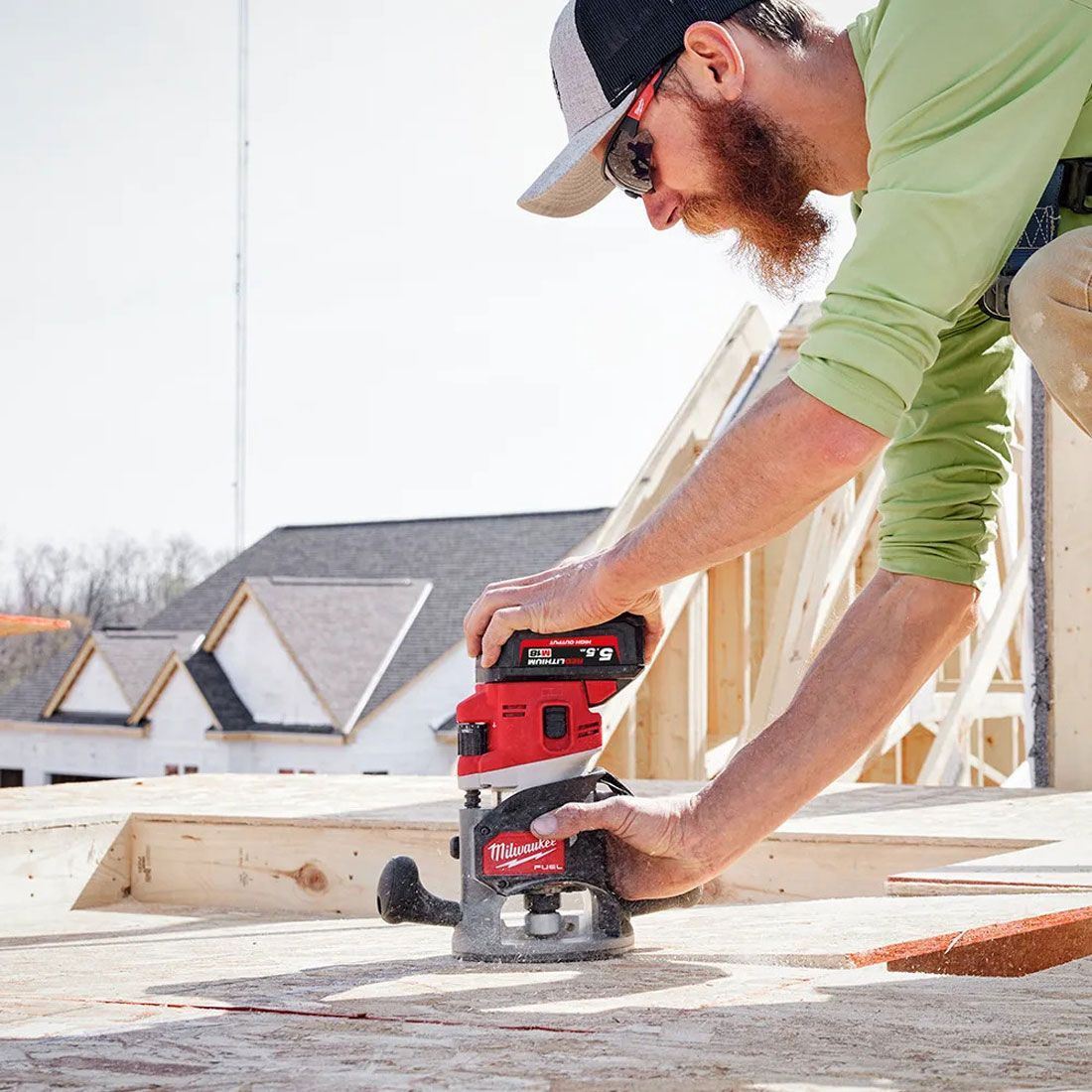 Milwaukee M18FR12KIT 18V Fuel Brushless 1/2" Router Cutter with 1 x 5.5Ah Battery Charger Case & 12 Piece Cutter Set