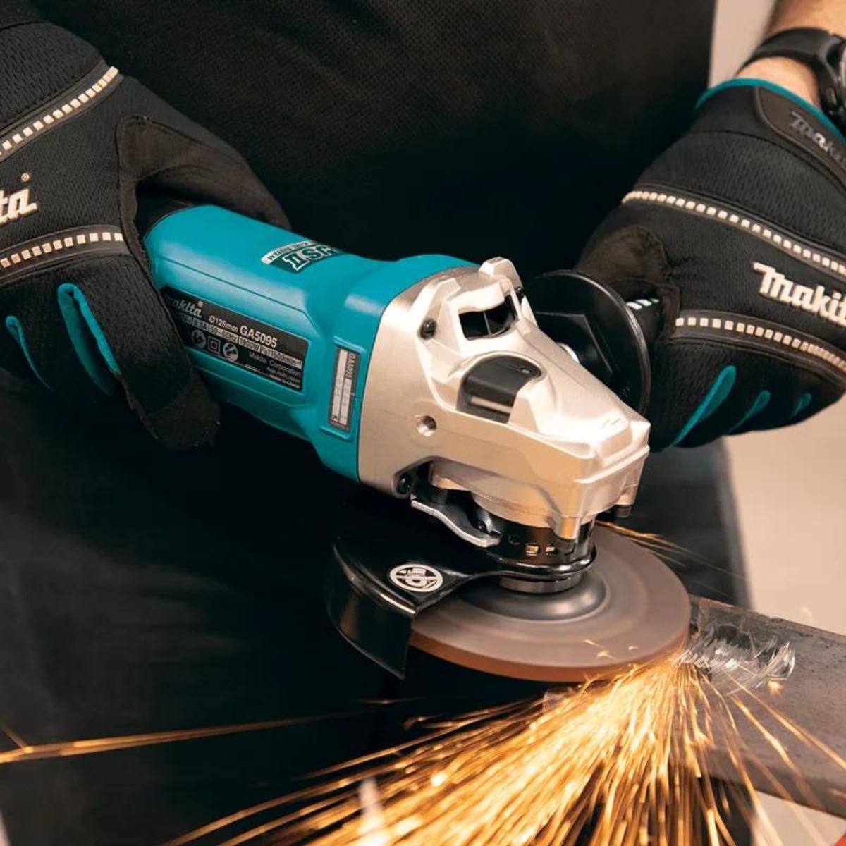 Makita GA5095X01/1 125mm Paddle Switch Angle Grinder 110V