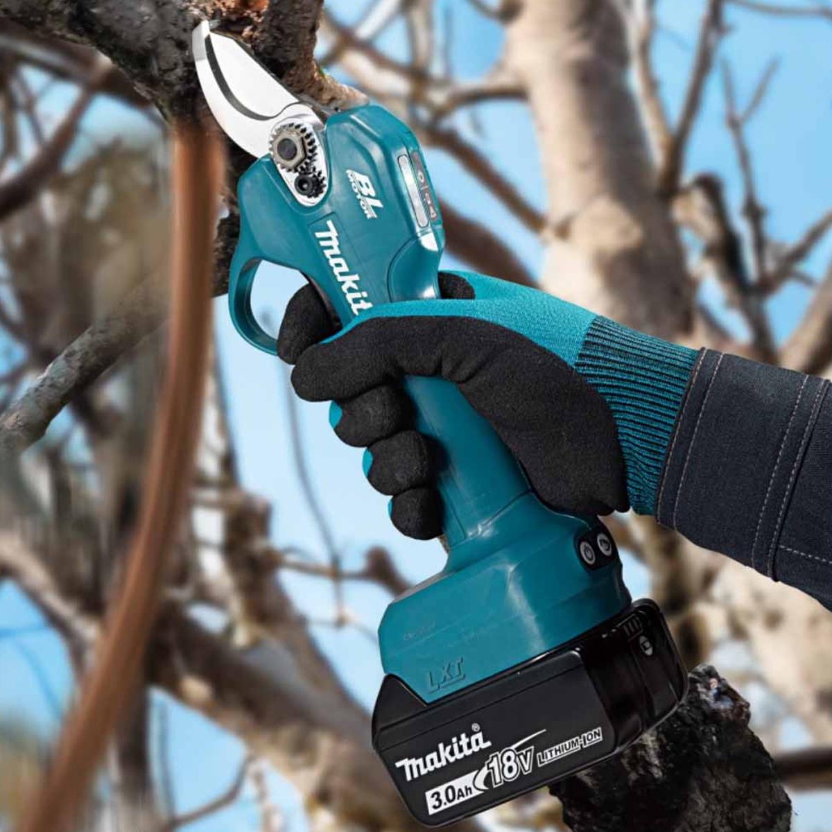 Makita DUP181Z 18V LXT Brushless Pruning Shears With 1 x 5.0Ah Battery & Charger