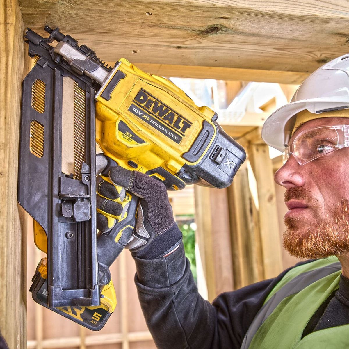 Dewalt DCN930N 18V XR Brushless 90mm First Fix Framing Nailer Body Only Item Condition Seller Refurbished