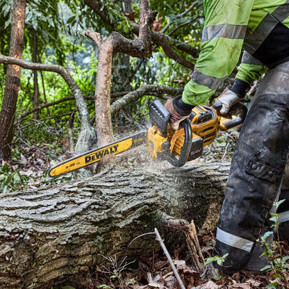 Dewalt DCMCS574N-XJ 54V XR Flexvolt Brushless 45cm Chainsaw with 1 x 6.0Ah Battery & Charger