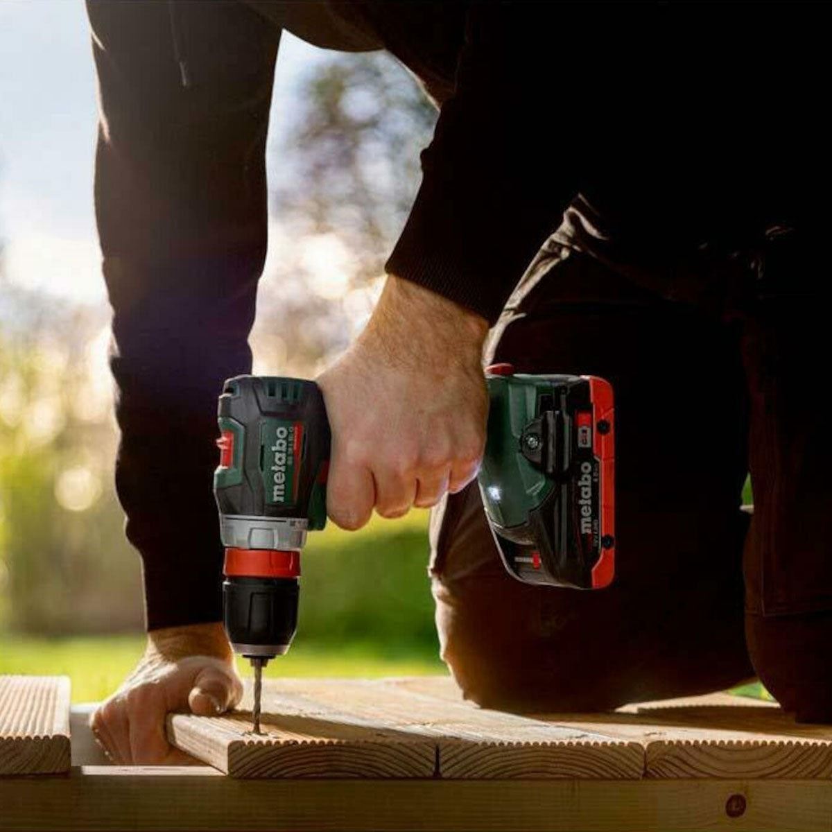 Metabo BS 18 L BL Q 18V Brushless Drill Driver with 2 x 2.0Ah Battery Charger & Case