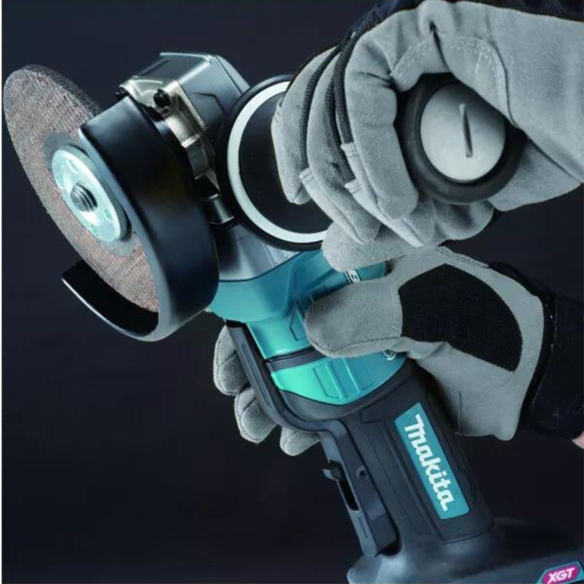 Makita GA050GZ01 40Vmax XGT Brushless 125mm/5" Angle Grinder With Case