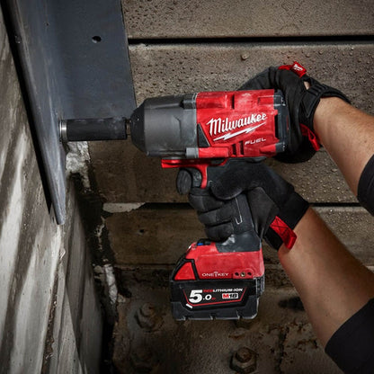 Milwaukee M18ONEFHIWF34-502B 18V FUEL 3/4" Impact Wrench with 2 x 5.0Ah Battery Charger & 3/4" Socket Set