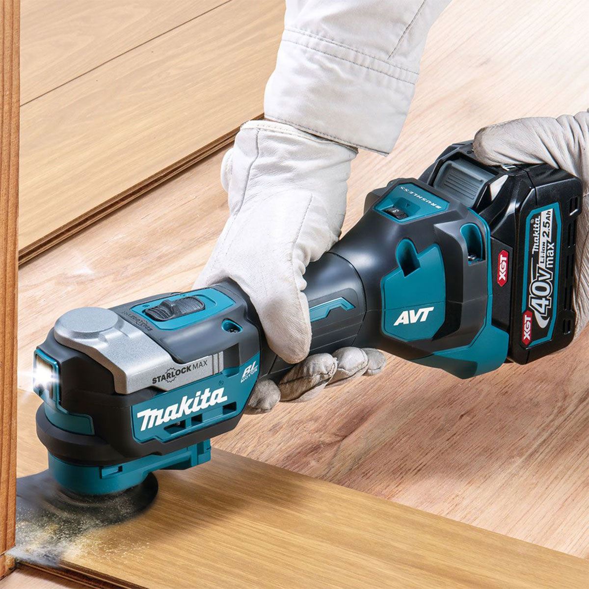 Makita TM001GZ02 40VMax XGT Brushless Cordless Multi Tool with 1 x 5.0Ah Battery Charger & Case