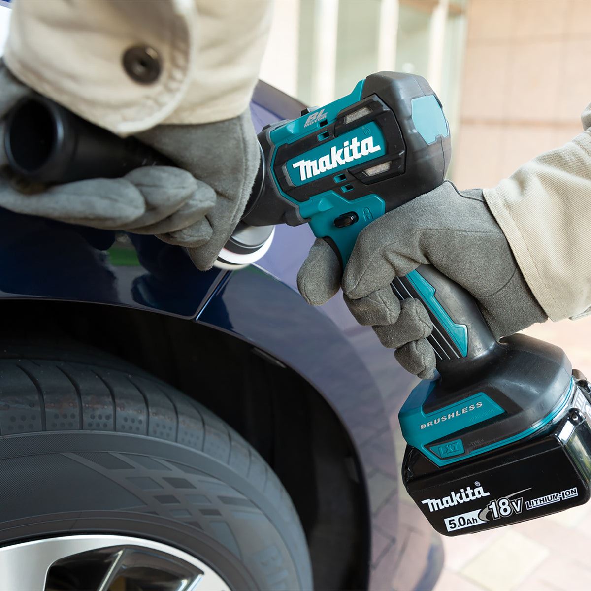 Makita DPV300Z 18V LXT Brushless Sander / Polisher with 1 x 6.0Ah Battery & Charger