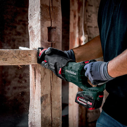 Metabo SSEP 18 LT 18V Sabre Saw with 1 x 2.0Ah Battery Charger & Metabox