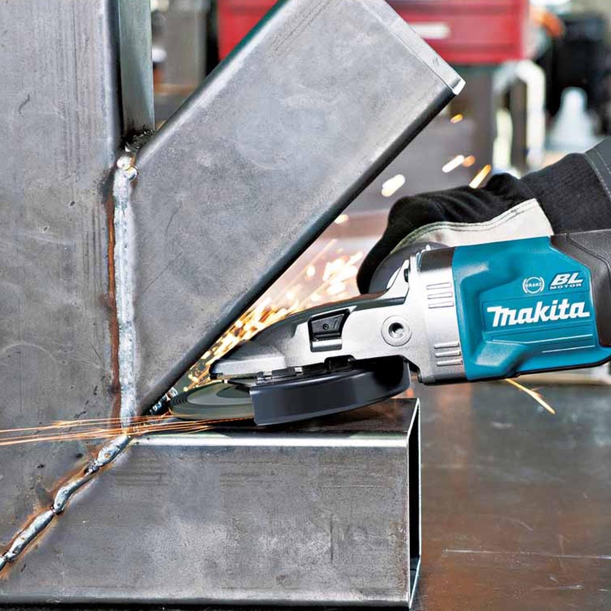 Makita GA056GZ01 40V Max XGT 125mm Brushless Flat-head Angle Grinder Body Only With Makpac Case