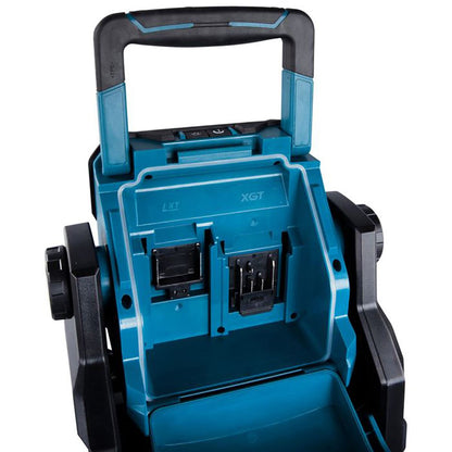 Makita ML003G 18V / 40Vmax LXT / XGT Cordless LED Work Light with 1 x 3.0Ah Battery & Chargerpr