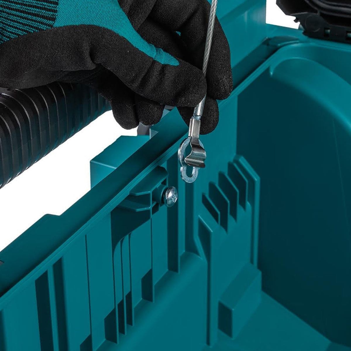 Makita MAKTRAK 2 Piece Modular Tool Storage Set Rolling Chest & Large Tool Box