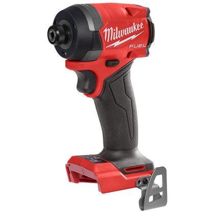 Milwaukee 18V 8 Piece Power Tool Kit with 3 x 5.0Ah Batteries T4TKITM-91