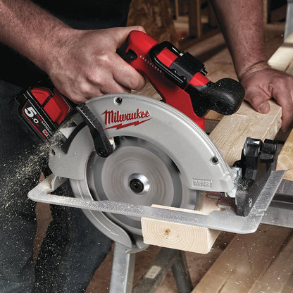 Milwaukee M18BLCS66-0 18V Brushless 190mm Circular Saw with 1 x 5.0Ah Battery & Charger