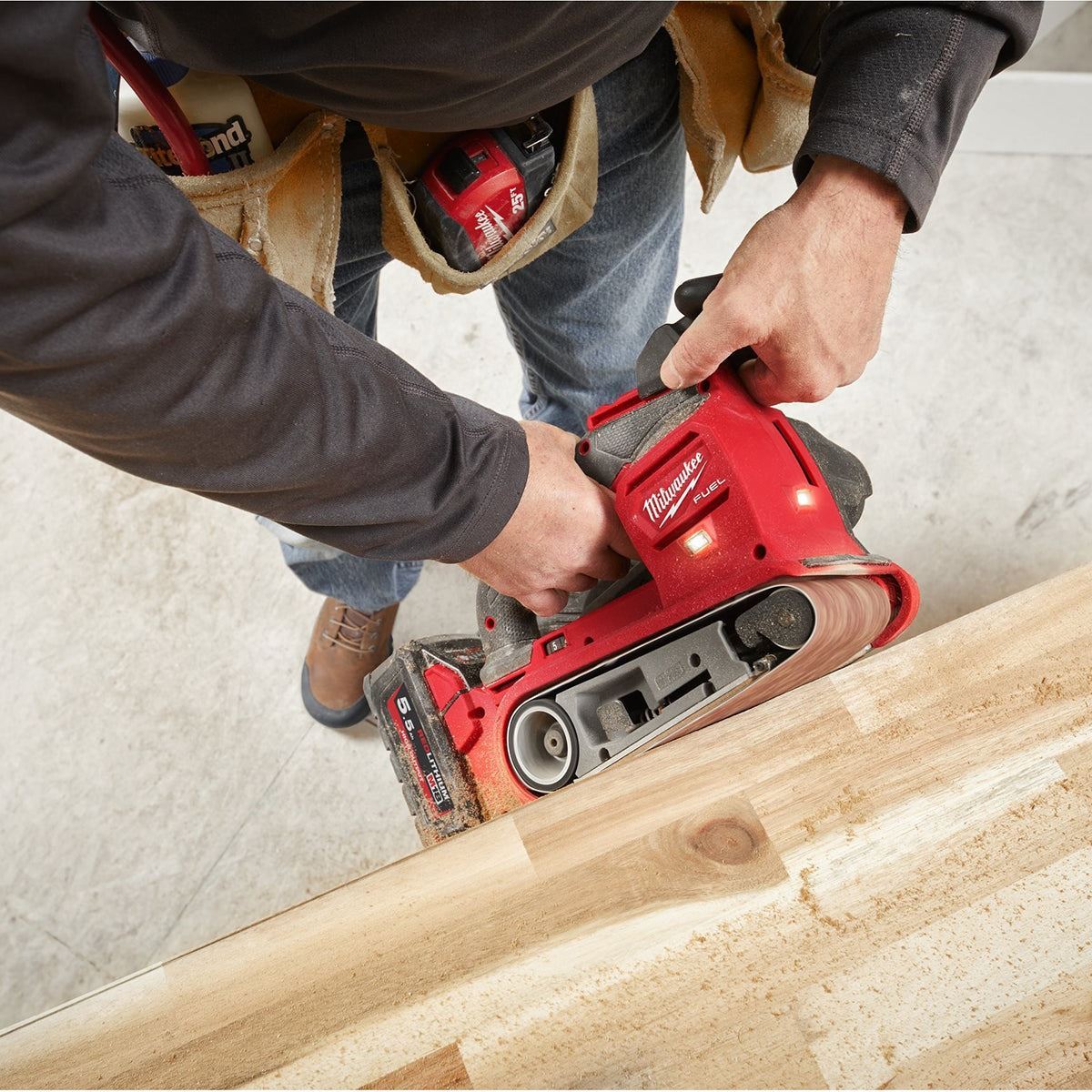 Milwaukee M18FBTS75-0 M18 FUEL 18V Brushless 75mm Belt Sander Body Only 4933479614