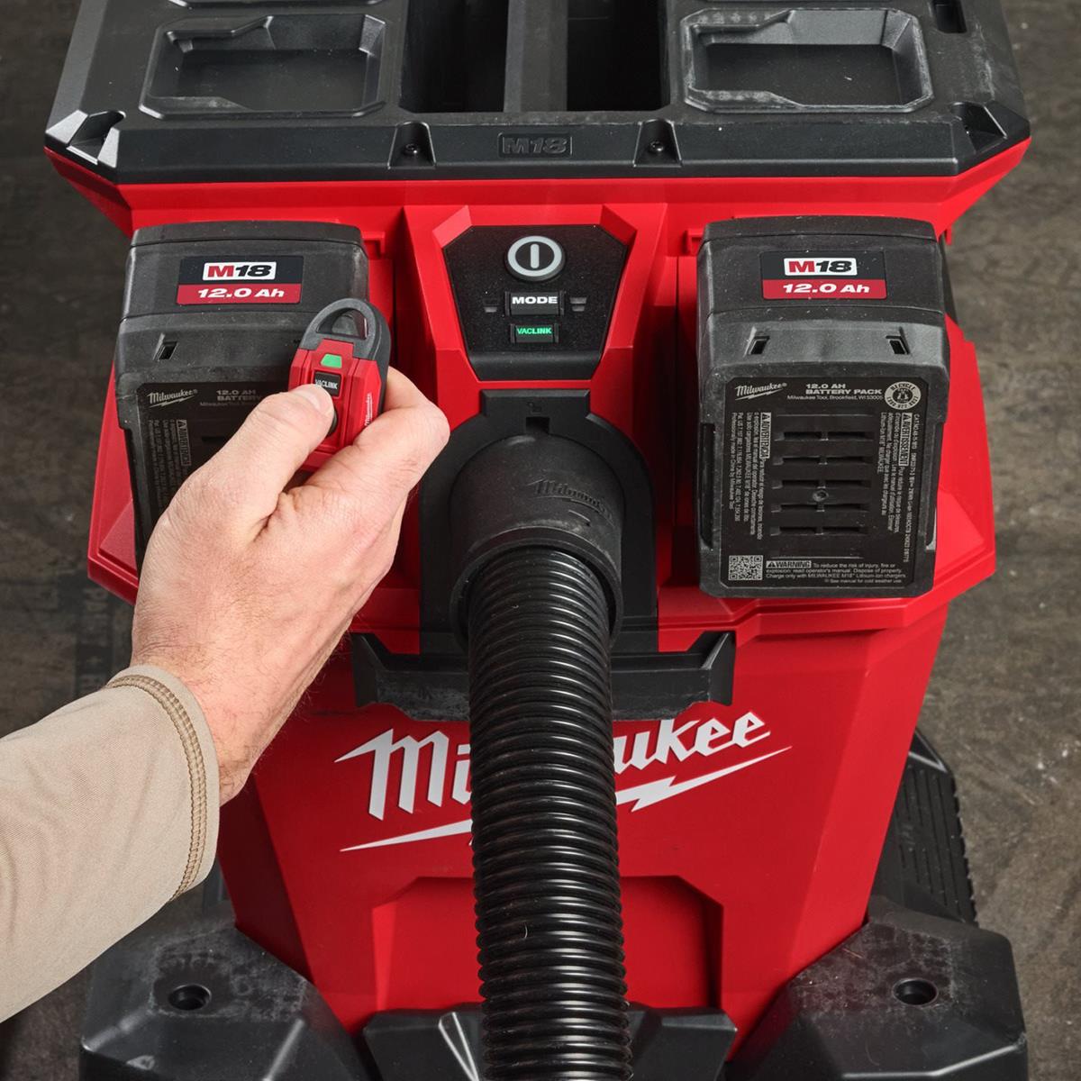 Milwaukee M18F2VC23LG2-0 36V Brushless Wet & Dry Vacuum Cleaner with 2 x 8.0Ah Battery & Charger