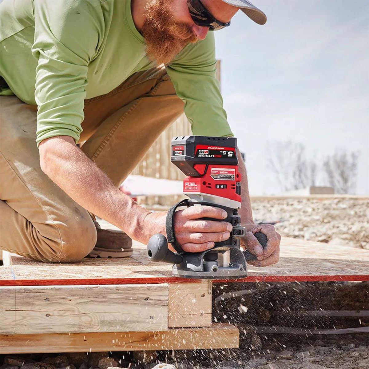 Milwaukee M18FR12KIT 18V Fuel Brushless 1/2" Router Cutter with 1 x 5.0Ah Battery Charger Case & 35 Piece Cutter Set