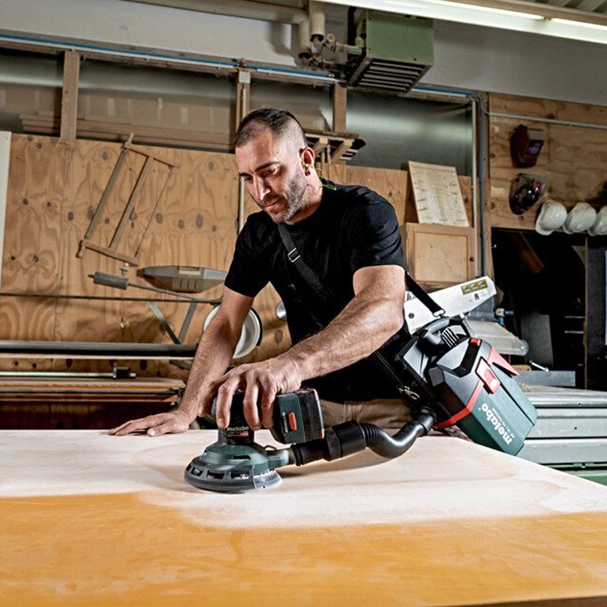 Metabo SXA 18 LTX 150 BL 18V Brushless 150mm Random Orbital Sander with 1 x 2.0Ah Battery Charger & Metabox