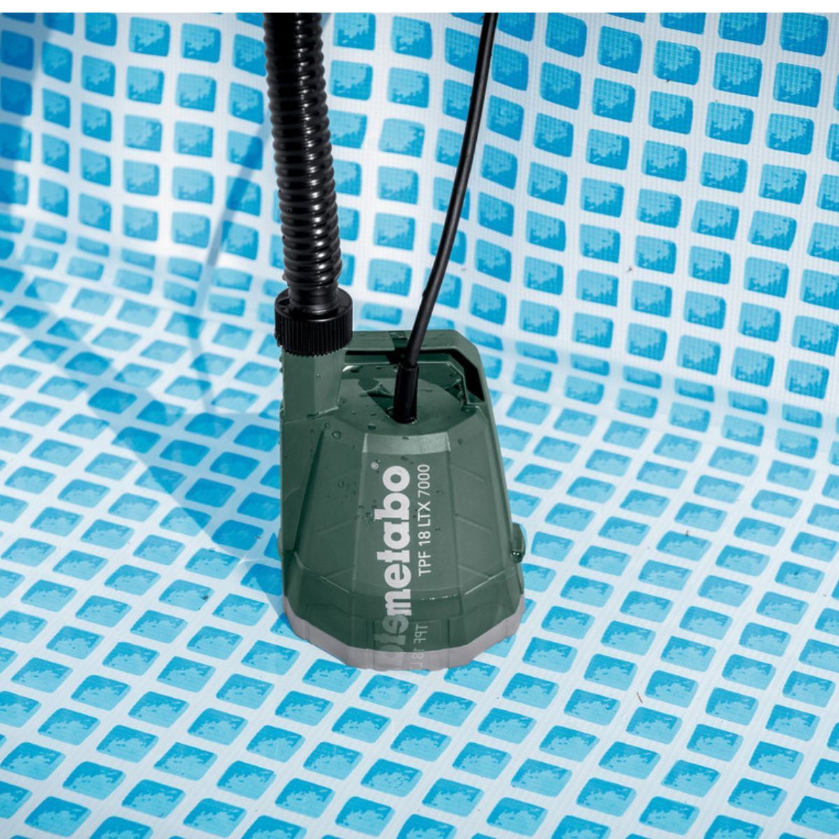 Metabo TPF 18 LTX 7000 18V Submersible Pump with 1 x 8.0Ah Battery & Charger