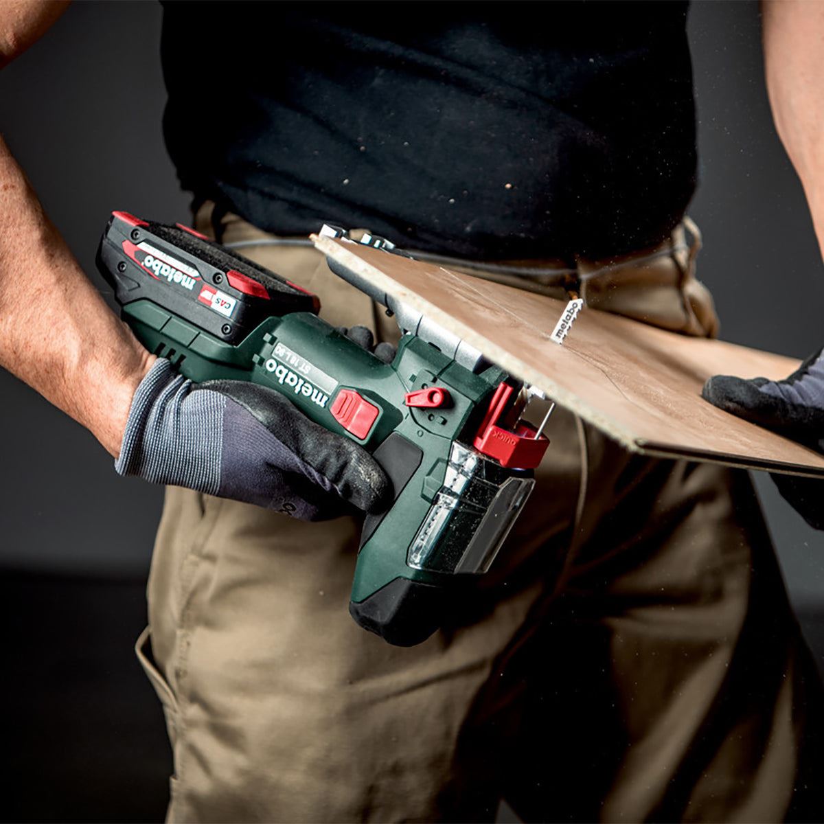 Metabo ST 18 L 90 18V Body Grip Jigsaw with 1 x 4.0Ah Battery Charger & Metabox