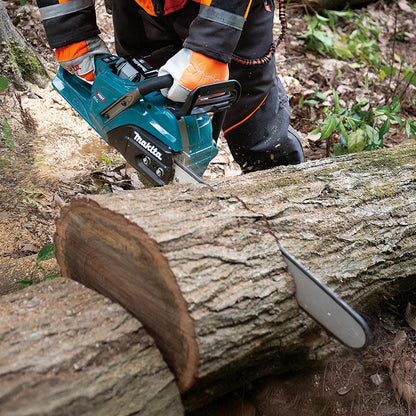 Makita UC030GZ 40V Max XGT Brushless 50cm Chainsaw Body Only