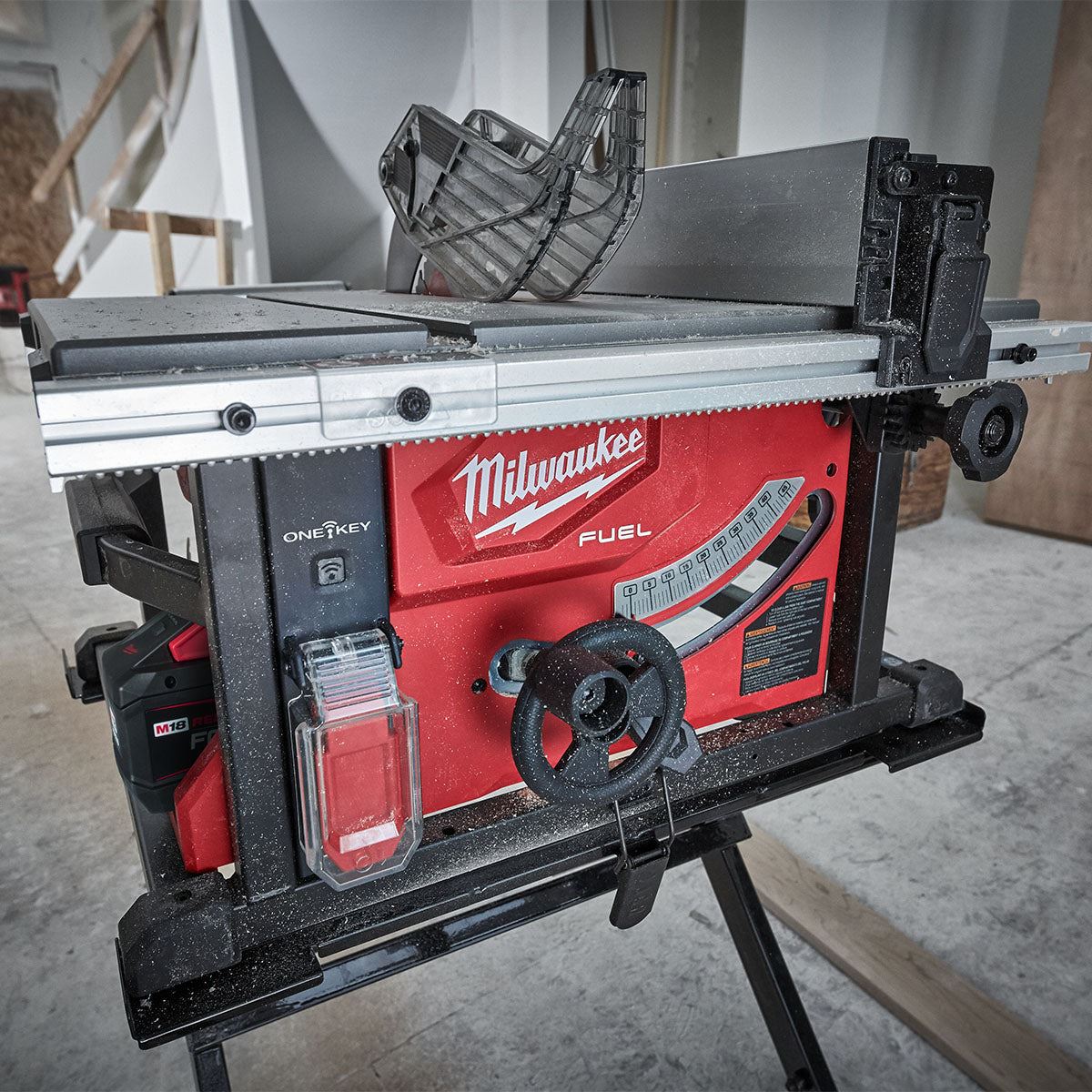 Milwaukee M18FTS210-121B 18V FUEL ONE-KEY Brushless 210mm Table Saw with 1 x 12.0Ah Battery & Charger 4933499180