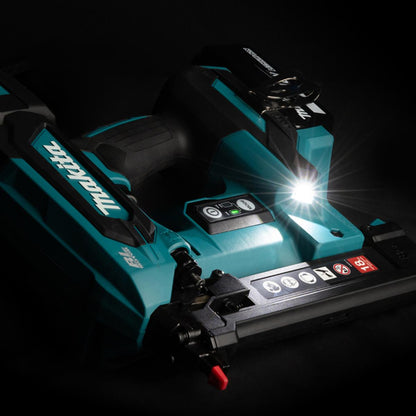 Makita DST630Z 18V LXT Brushless 18G Narrow Crown Stapler with 1 x 6.0Ah Battery & Charger